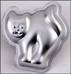 WILTON SINGLES! CAT MOLD (2105-1123)