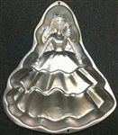 VINTAGE WILTON® BARBIE? ALUMINUM CAKE PAN