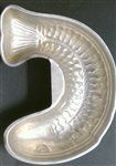 Vintage Large Trout Mirro Cake Pan (725M)