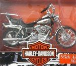 HARLEY-DAVIDSON® MOTORCYCLE CAKE TOPPER 8